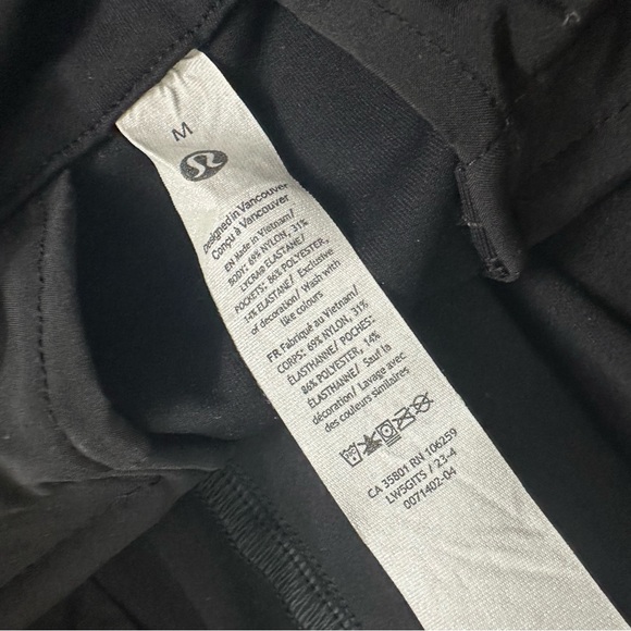 Lululemon Tapered Leg Pant Black Luxtreme 7/8 Cropped Lounge Women’s Size Medium - Picture 5 of 8